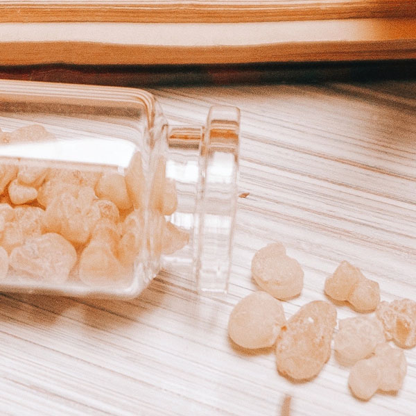 Soul Space - Essential Oils for Soothing and Grounding the Soul - photo 02